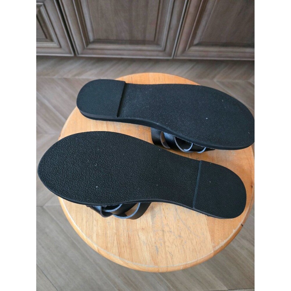 Sandals - Picture 3 of 3